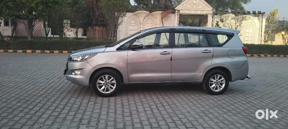 Toyota Innova Crysta 2017