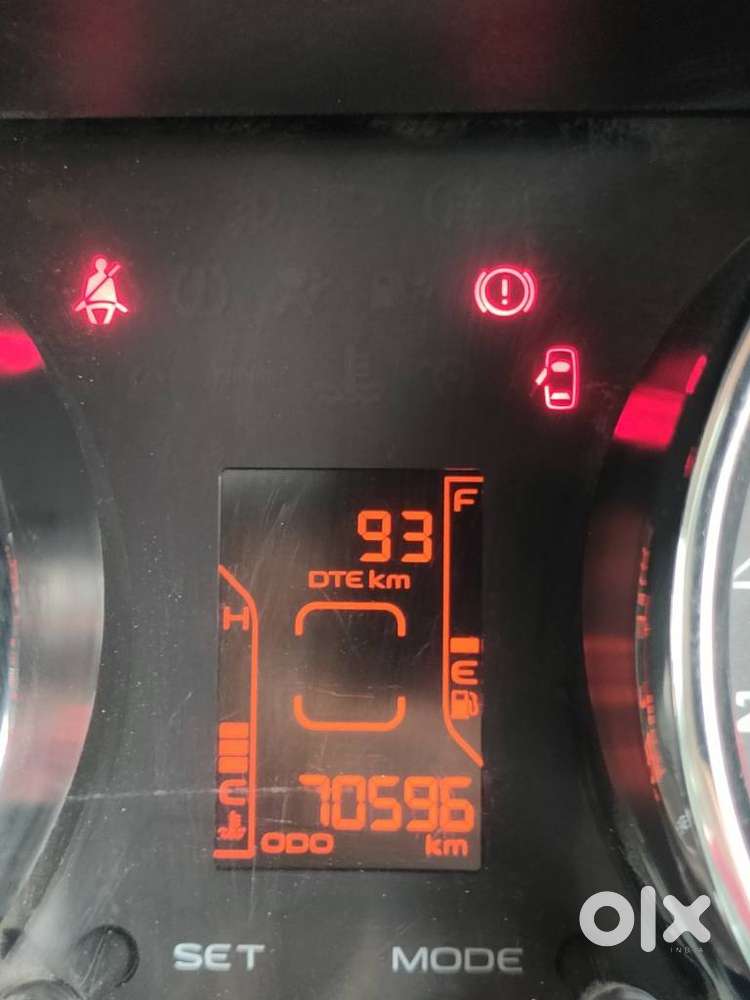 Mahindra Tuv 300, 2017, Diesel