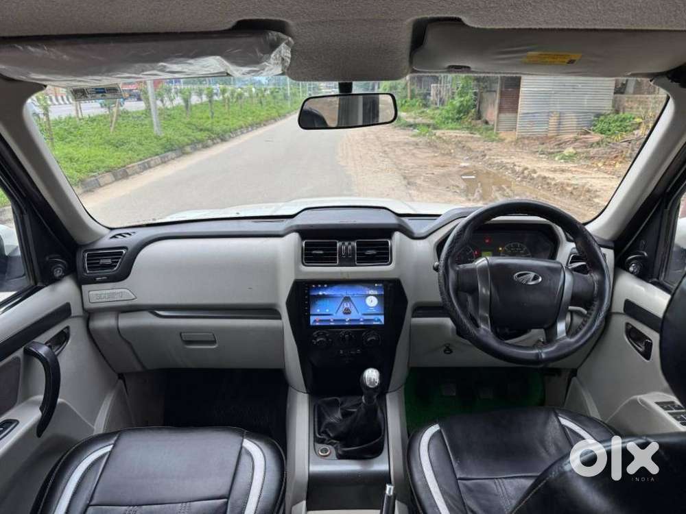 Mahindra Scorpio S6, 2015, Diesel