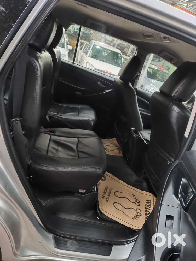 Toyota Innova Crysta 2.4 G Mt 7 Str, 2018, Diesel