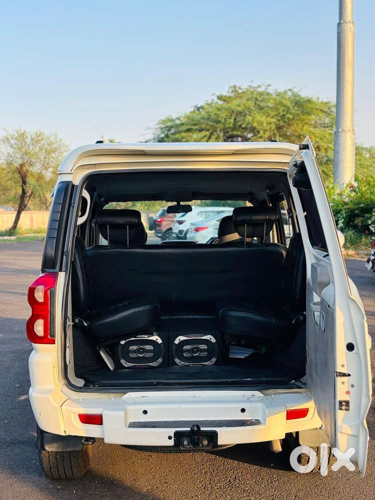 Mahindra Scorpio S4 4wd, 2016, Diesel