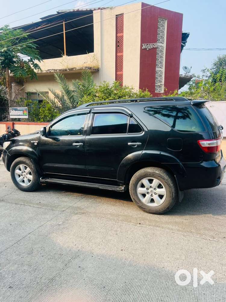 Toyota Fortuner Diesel Manual 2011