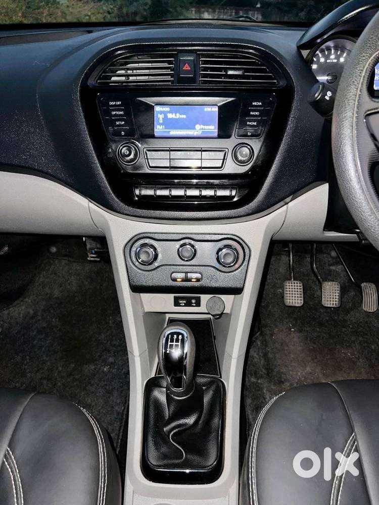 Tata Tiago 1.2 Revotron Xt, 2018, Petrol