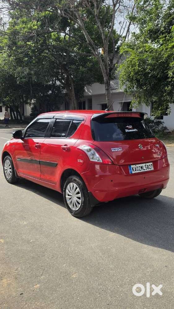 Maruti Suzuki Swift Vxi 1.2 Abs Bs-iv, 2016, Petrol