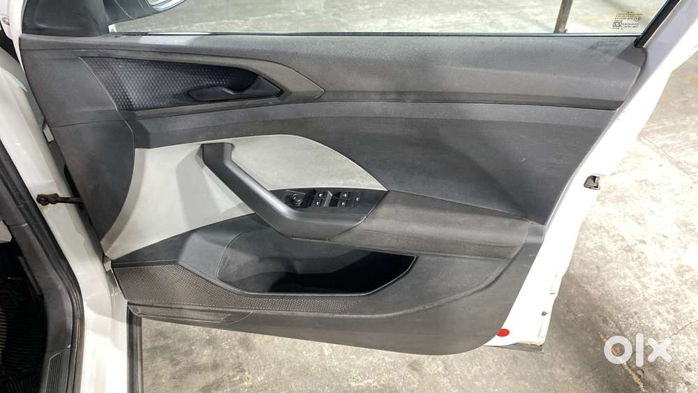 Skoda Kushaq 1.0 Tsi Active, 2022, Petrol