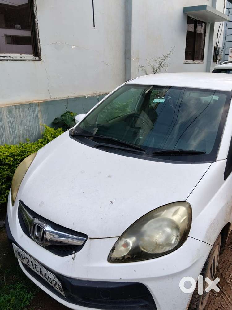 Honda Brio Petrol 2013 Year