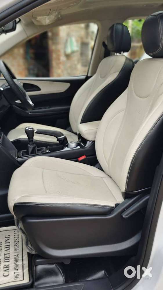 Mahindra Xuv700 2.2 Ax 5 Diesel Mt 7 Str, 2023, Diesel