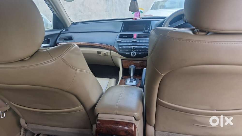 Honda Accord 2011 Petrol