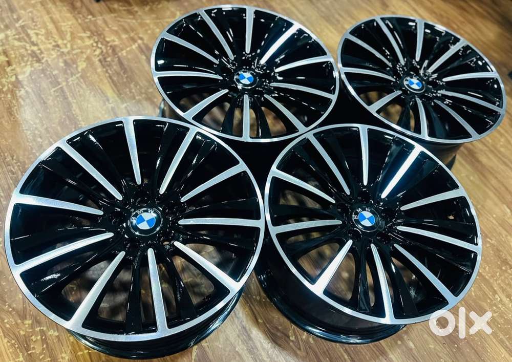 19&rdquo; 120 pcd 5 holes bmw 7 series dual tone repainted to new condition