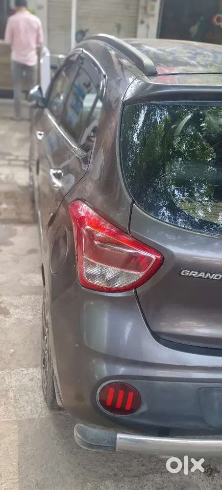 Hyundai Grand I10 2015 Variant With Cng  . Android Music System