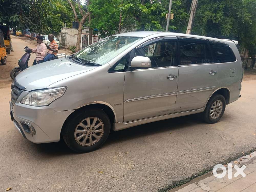 Toyota Innova 2.5 Vx (diesel) 8 Seater, 2013, Diesel