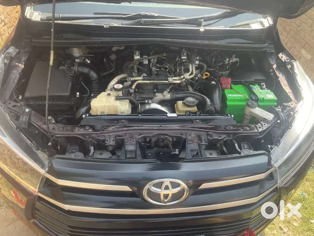 Toyota Innova Crysta 2017 Second-owner Diesel Mt