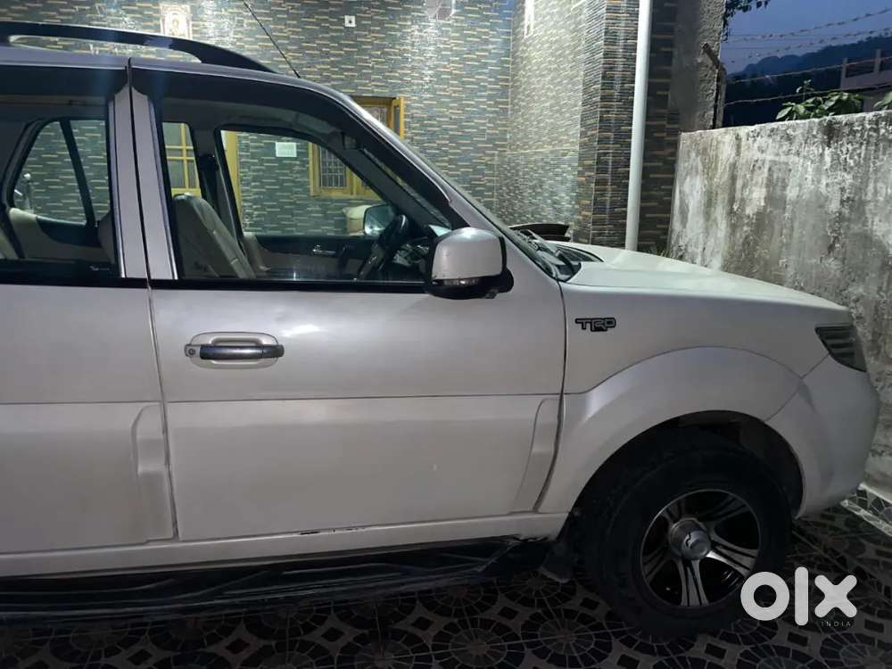 Tata Safari Storme 2013 Diesel 168000 Km Driven