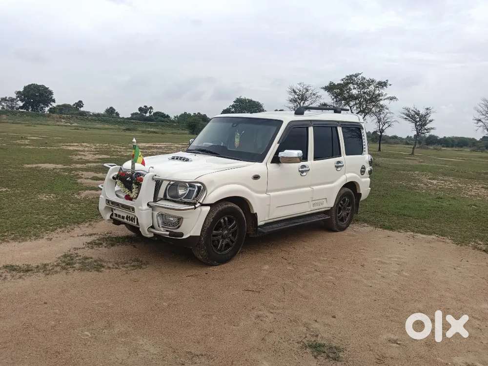 Mahindra Scorpio 2013 Diesel Well Maintained