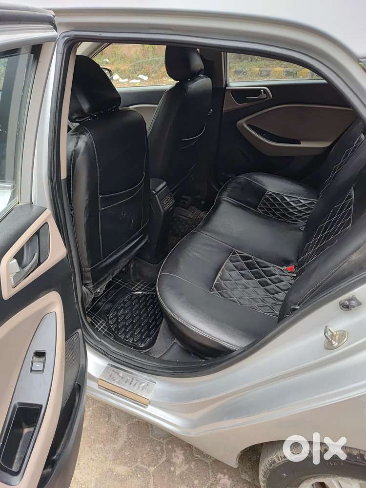 Hyundai Elite I20 Sportz (o) 1.4, 2017, Petrol