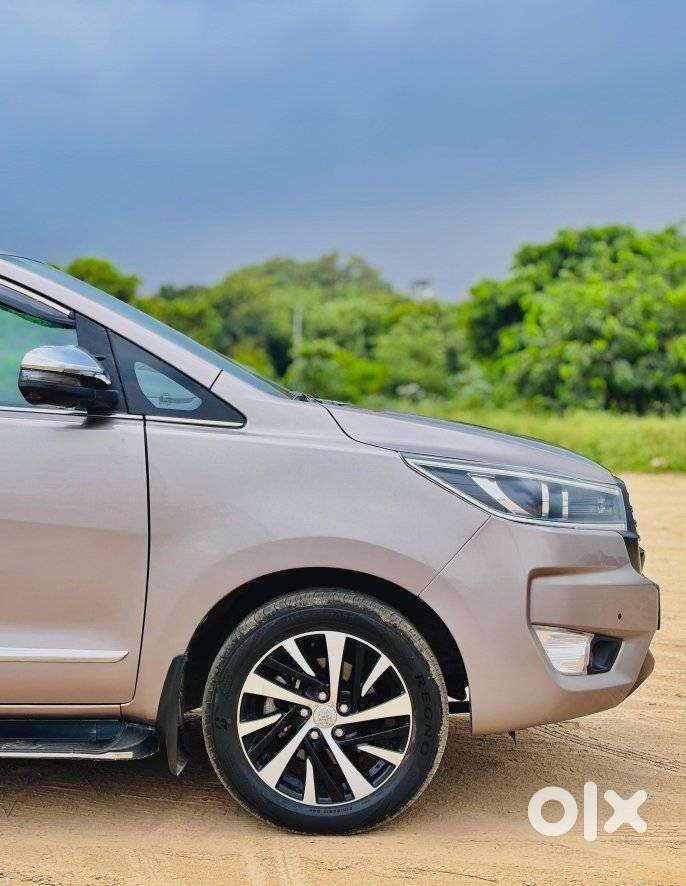Toyota Innova Crysta 2.4 Z 7 Str, 2025, Diesel