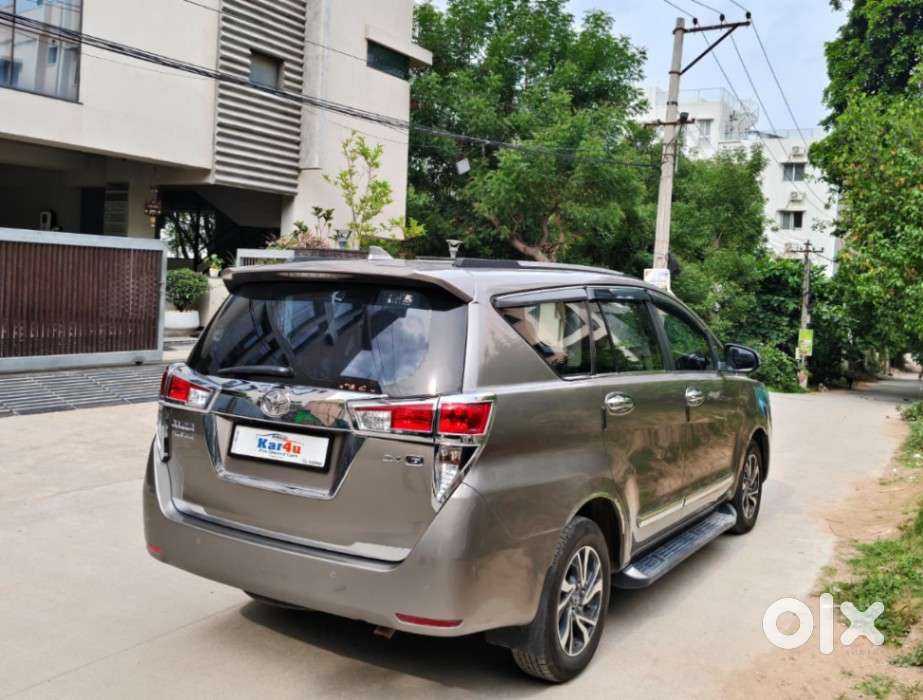 Toyota Innova Crysta 2.4 G Mt 8s, 2021, Diesel