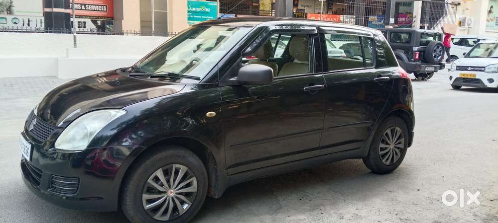 Maruti Suzuki Swift Vxi + Manual, 2009, Petrol