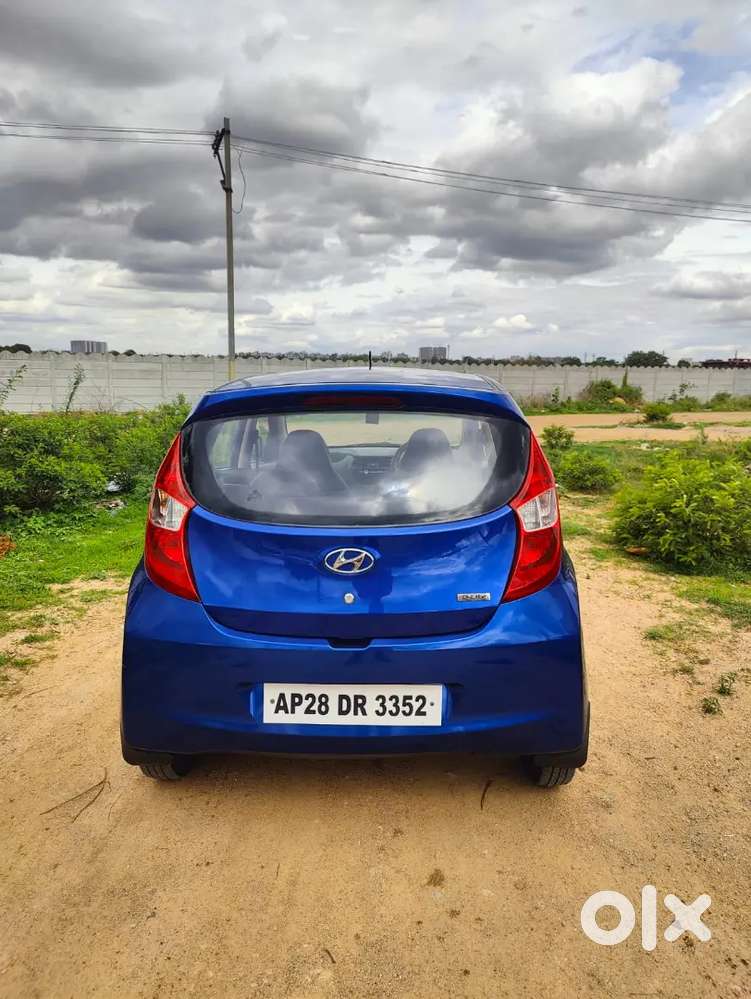 Hyundai E On 2nd Owner Show Room Track