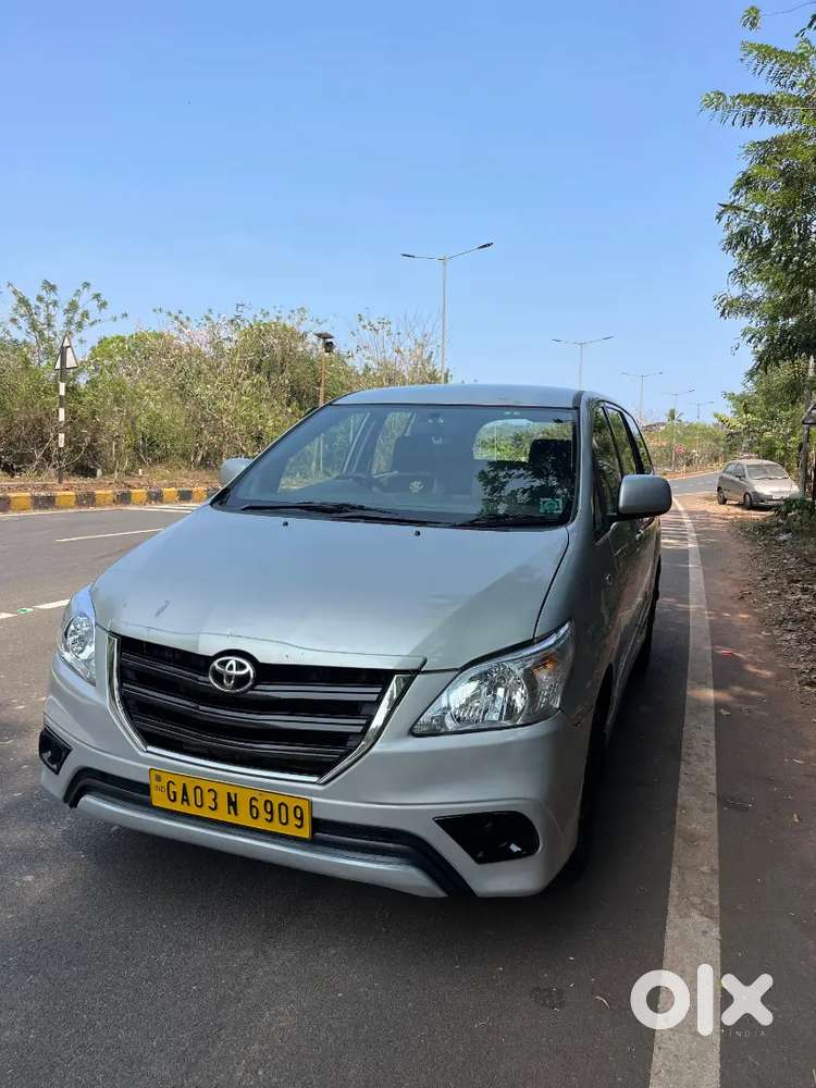 Toyota Innova 2014 Diesel Well Maintained