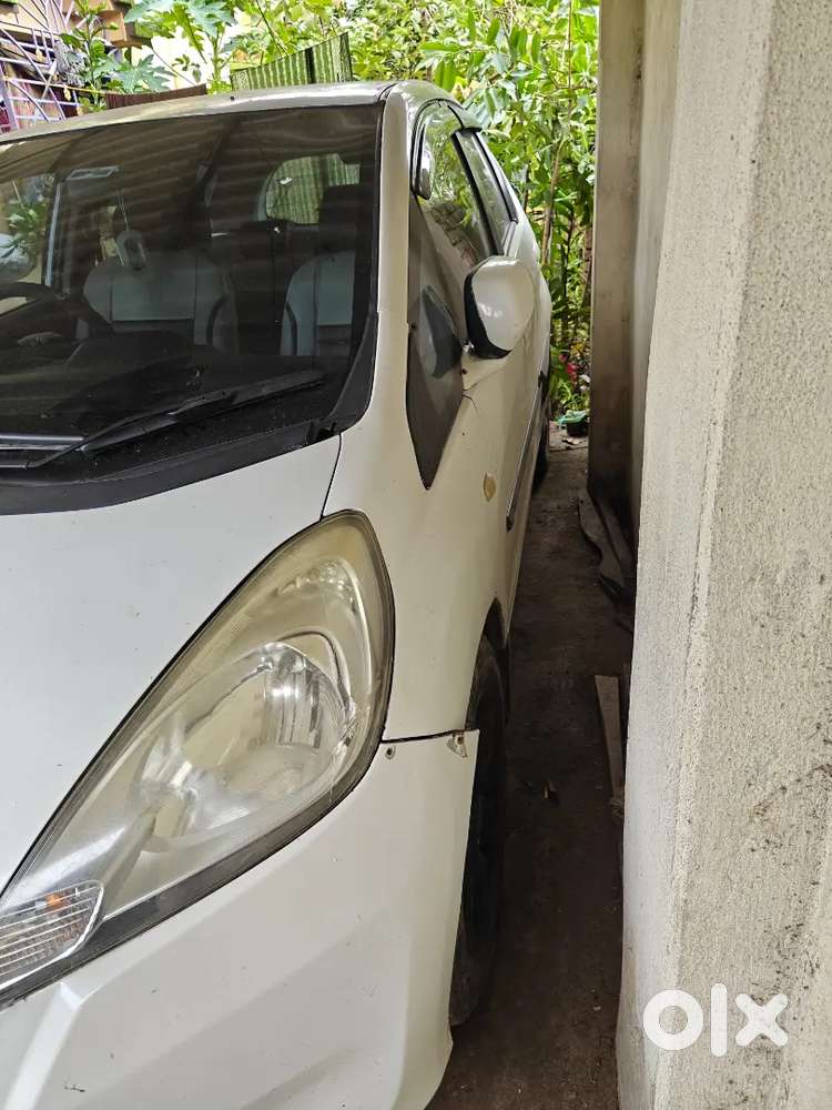 Honda Jazz 2012 Edition Select I-vtec