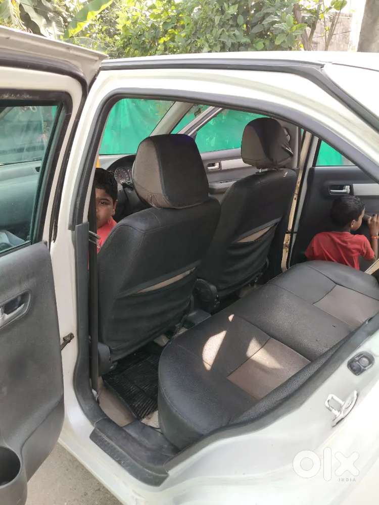 Full Condition,tires 60%,no Insurance,life 2030,