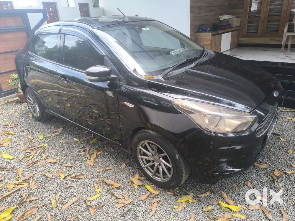 Fully Conditioned Neat Vehicle