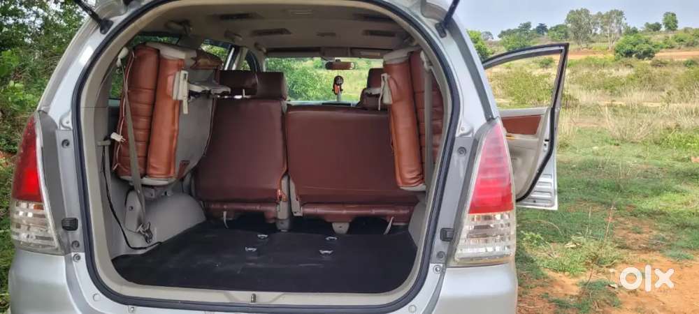 Toyota Innova 2.0 Vx 2010