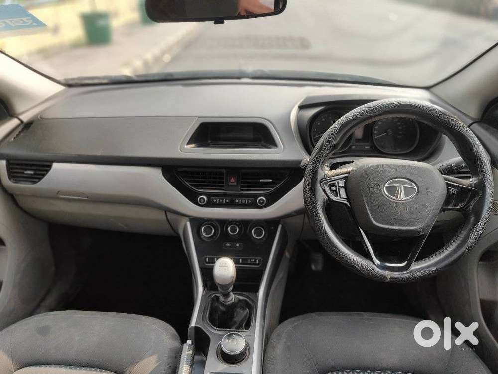 Tata Nexon 1.5 Revotorq Xm (s), 2019, Diesel