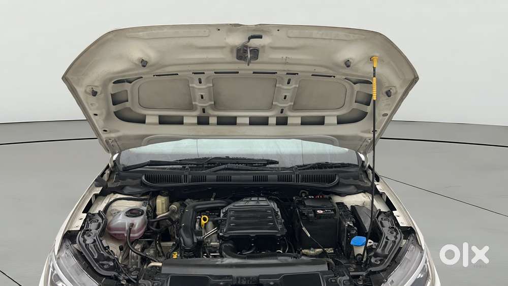 Volkswagen Virtus 1.0 Topline Tsi At, 2023, Petrol