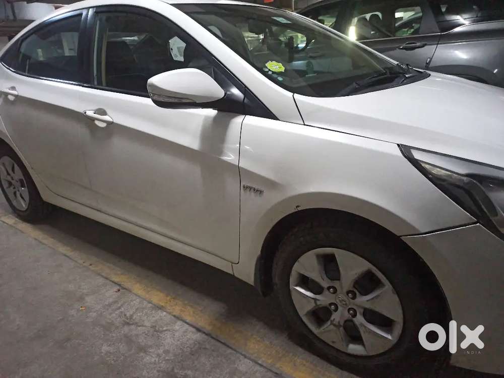 Well Maintained Hyundai Verna With New Seats And 5 New Tyres.