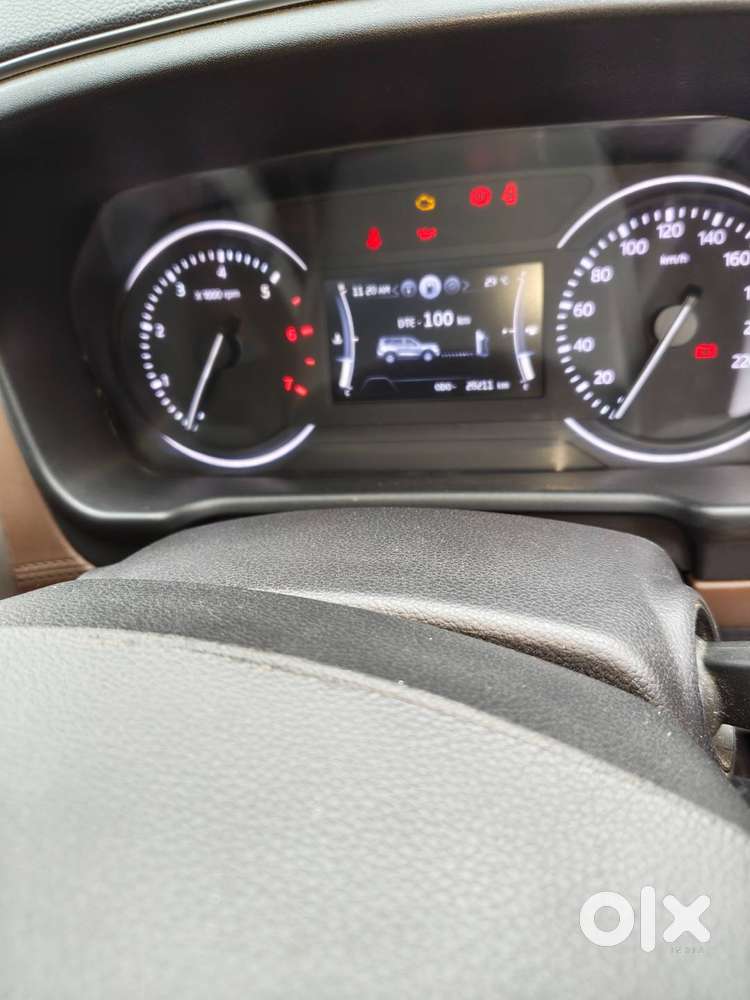 2.50 Lacs Spent On Accessories Like Alloywheels, Reverse & Dash Camera
