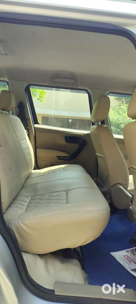 Mahindra Tuv 300 T6, 2018, Diesel