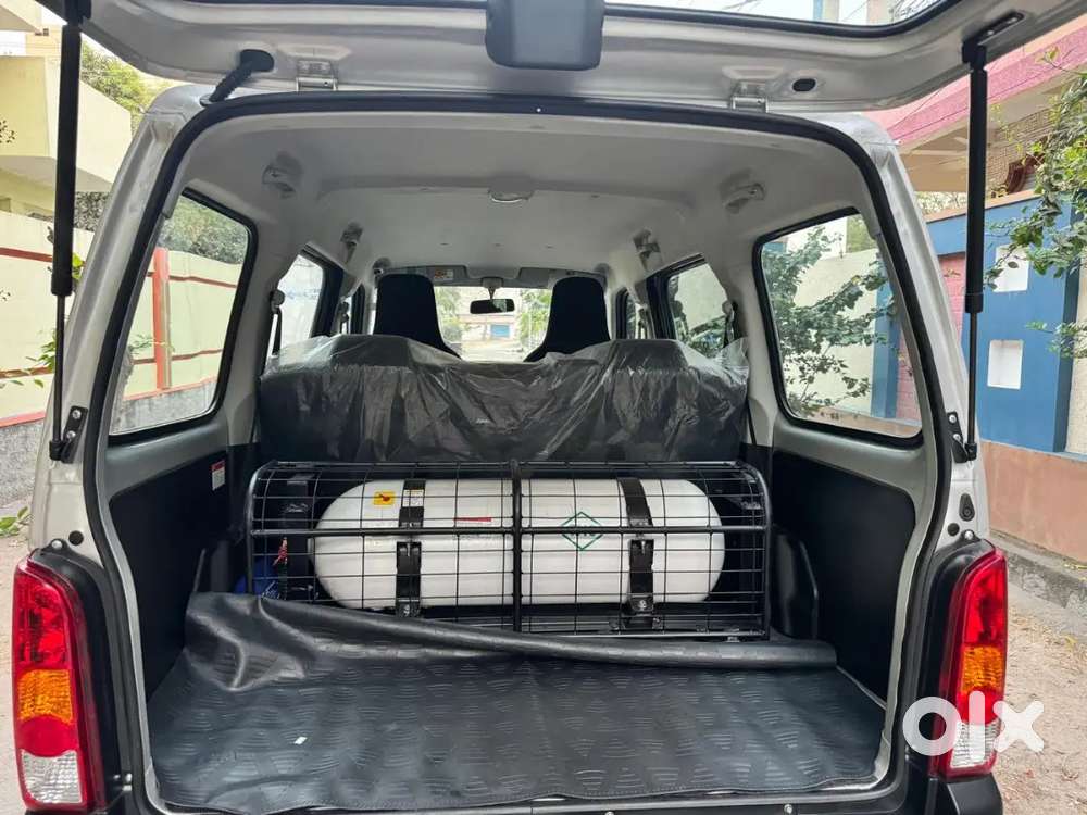 Maruti Suzuki Eeco 2025 Cng & Hybrids 4500 Km Driven
