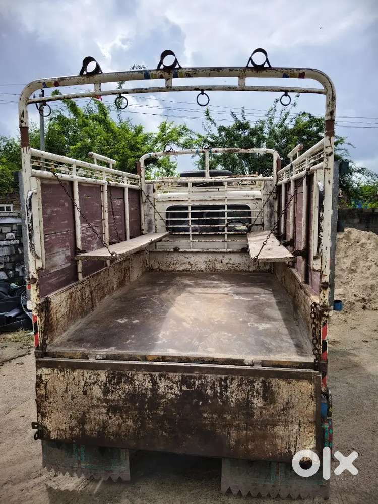 Mahindra Maxx Pick Up