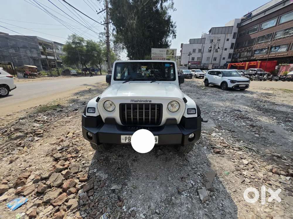 Mahindra Thar Petrol 2023