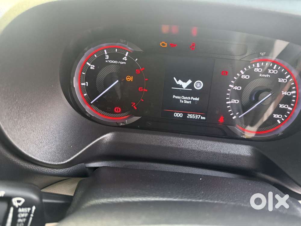 Mahindra Thar Roxx Mx1 Rwd, 2025, Diesel