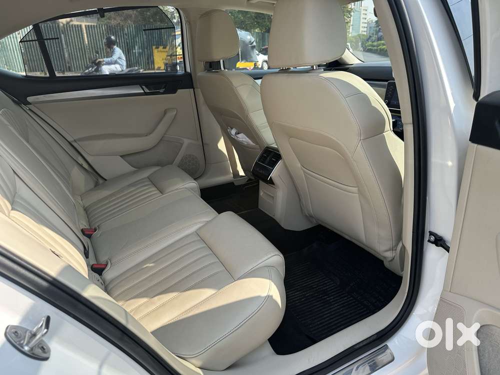 Skoda Superb Style 1.8, 2019, Petrol