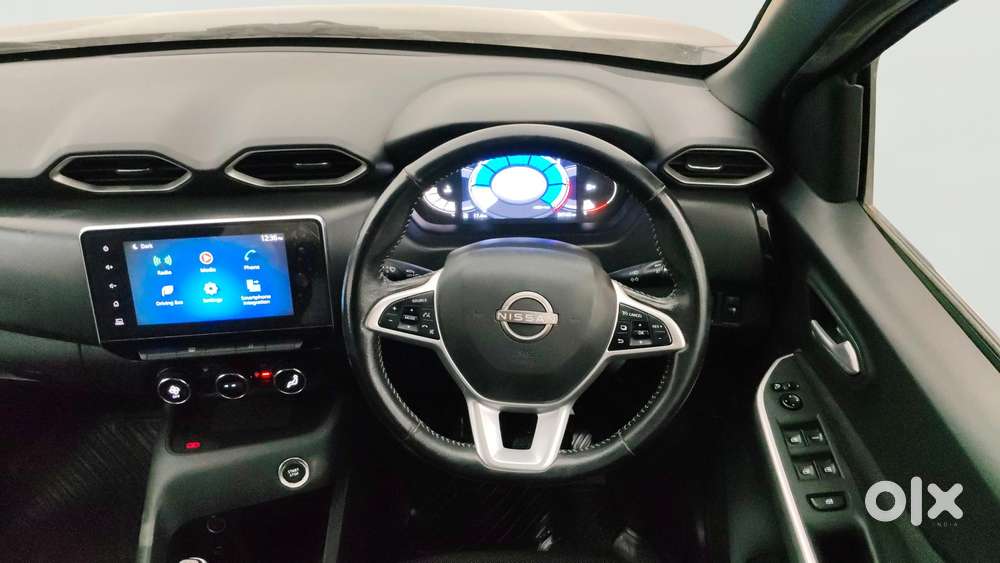 Nissan Magnite 1.0 Xv Premium, 2021, Petrol