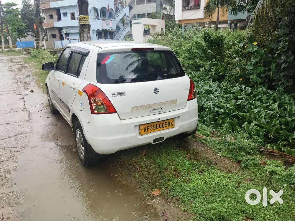 Maruti Suzuki Swift 2011