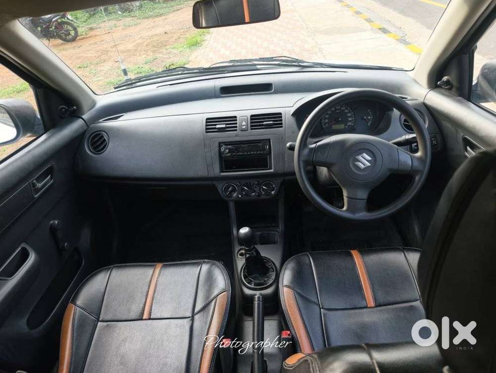 Maruti Suzuki Swift Dzire, 2015, Petrol