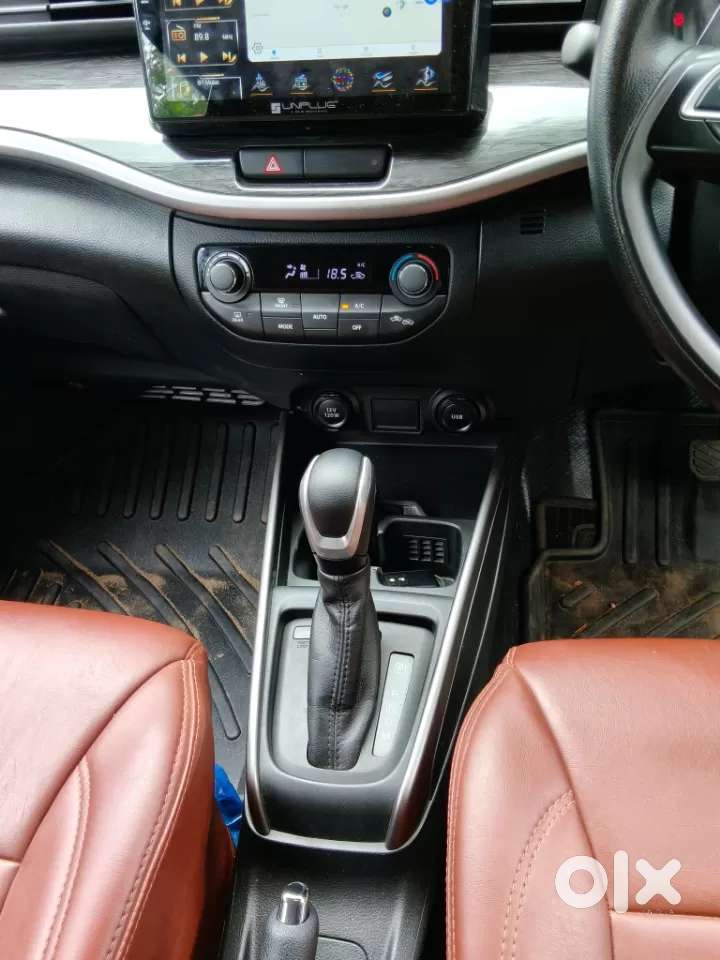 Maruti Suzuki Xl6 1.5 Zeta At, 2025, Petrol