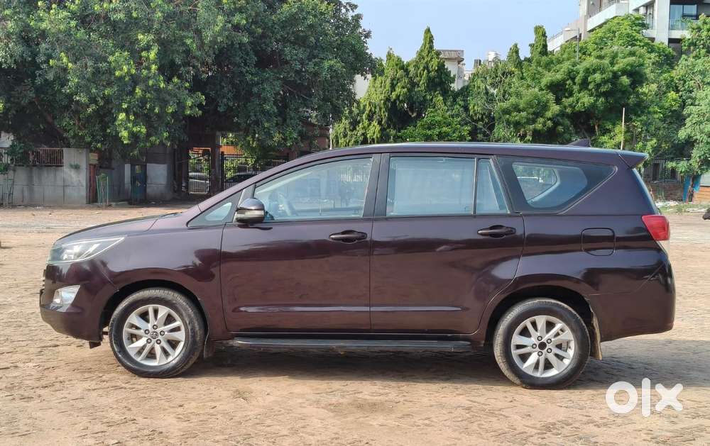 Toyota Innova Crysta 2.4 Gx Mt, 2016, Diesel