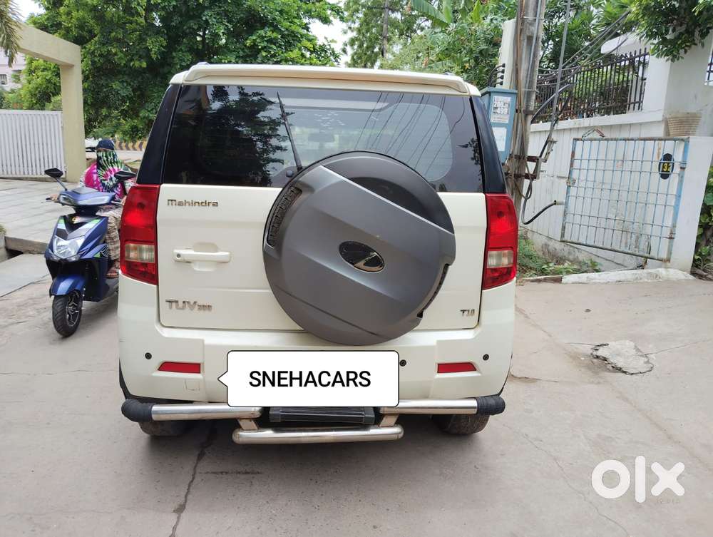 Mahindra Tuv 300 T10 Opt, 2018, Diesel