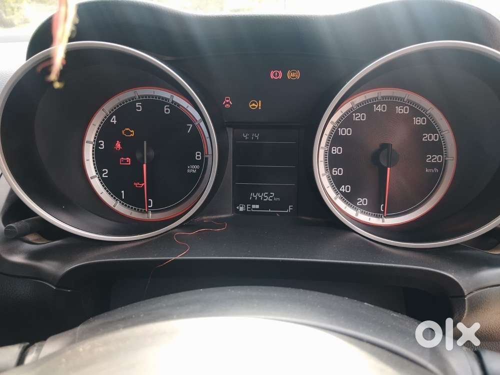 Maruti Suzuki Swift Vxi + Manual, 2023, Petrol