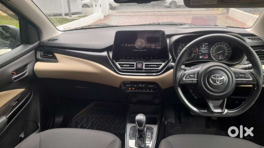 Toyota Glanza 1.2 V Amt, 2024, Petrol