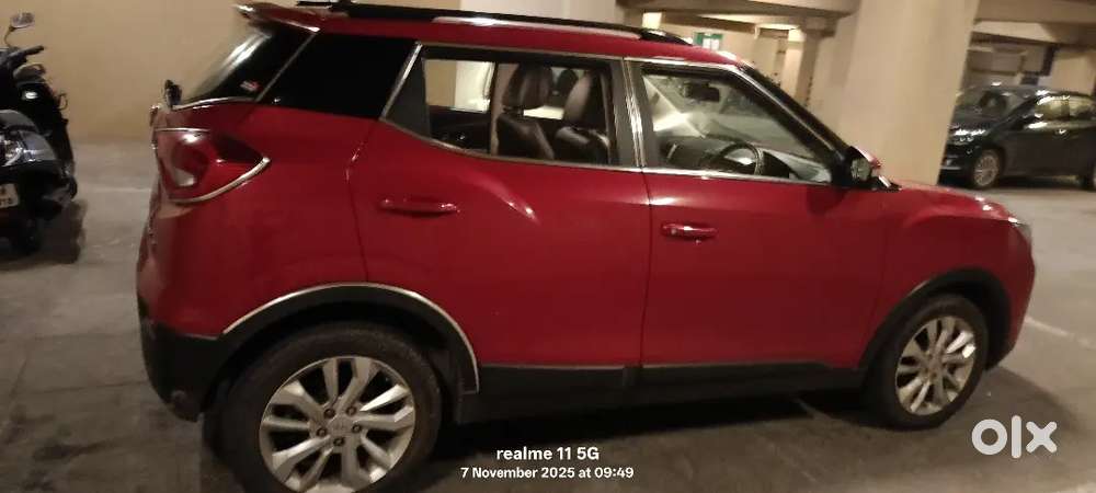 Mahindra Xuv300 2020 Petrol Well Maintained