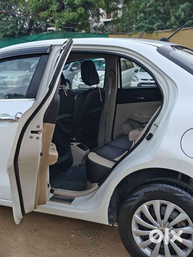 Maruti Suzuki Swift Dzire 1.3 Vxi, 2019, Petrol