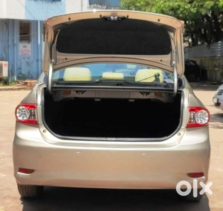 Toyota Corolla Altis G, 2013, Petrol