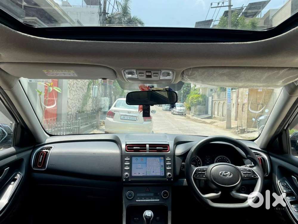Hyundai Creta Petrol Sunroof 8/2023 S+ Knight Edition
